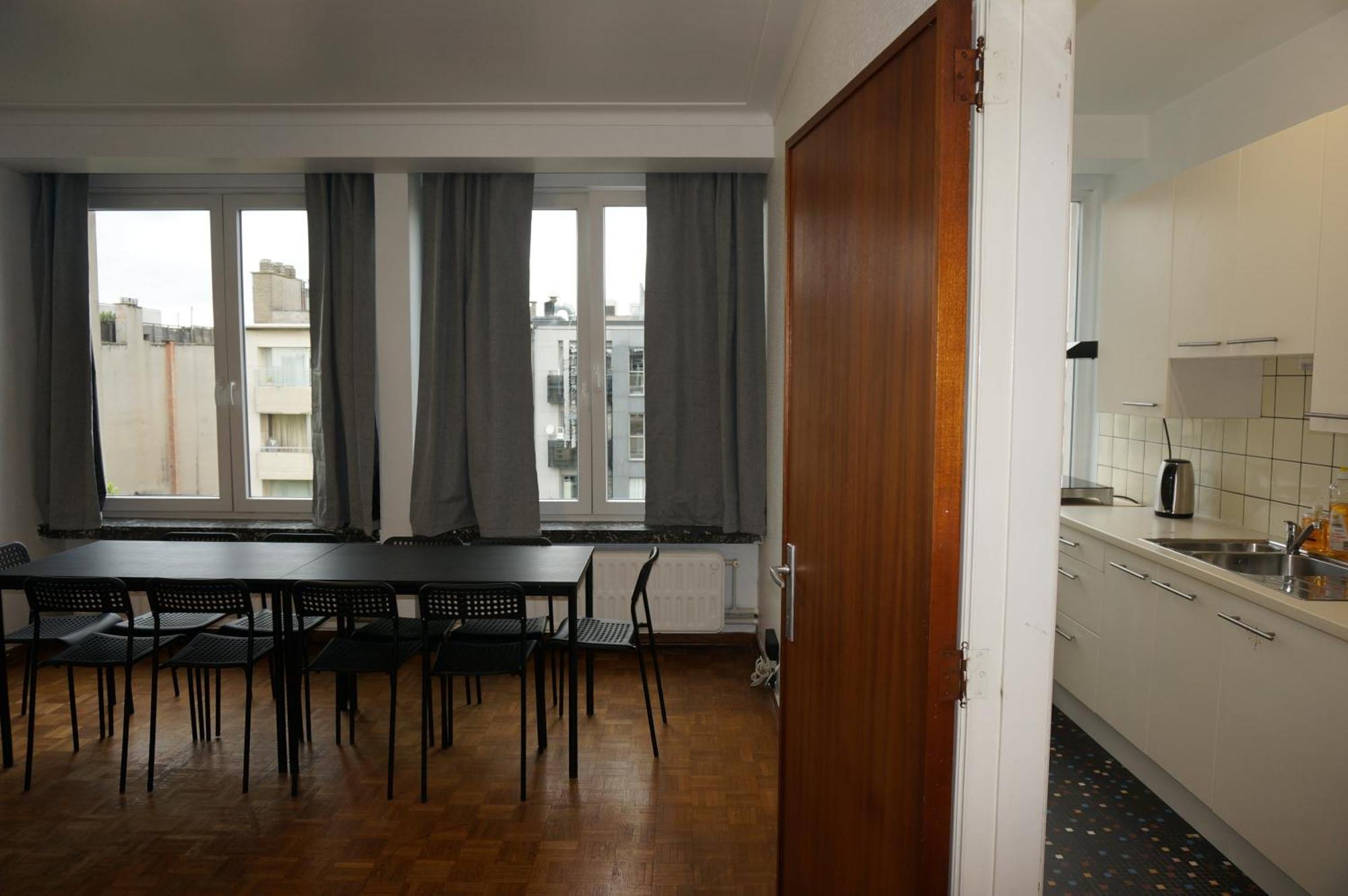Belga Apartment 3 Bedrooms. Antwerp Exterior photo
